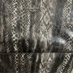 Jessica Simpson Snakeskin Patterned Women's wallet new with tags NWT